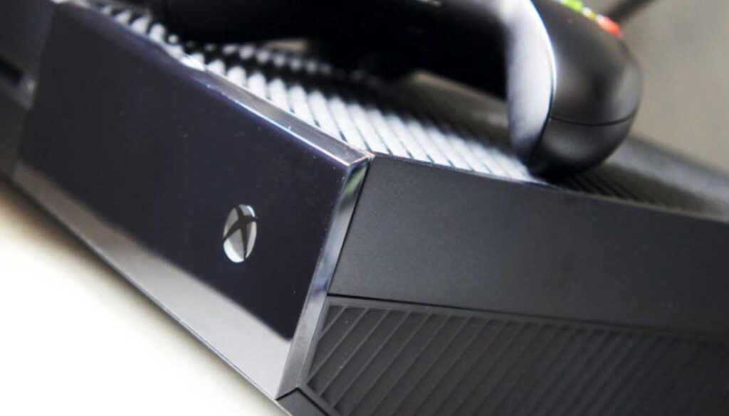 Why Xbox one turns on by itself